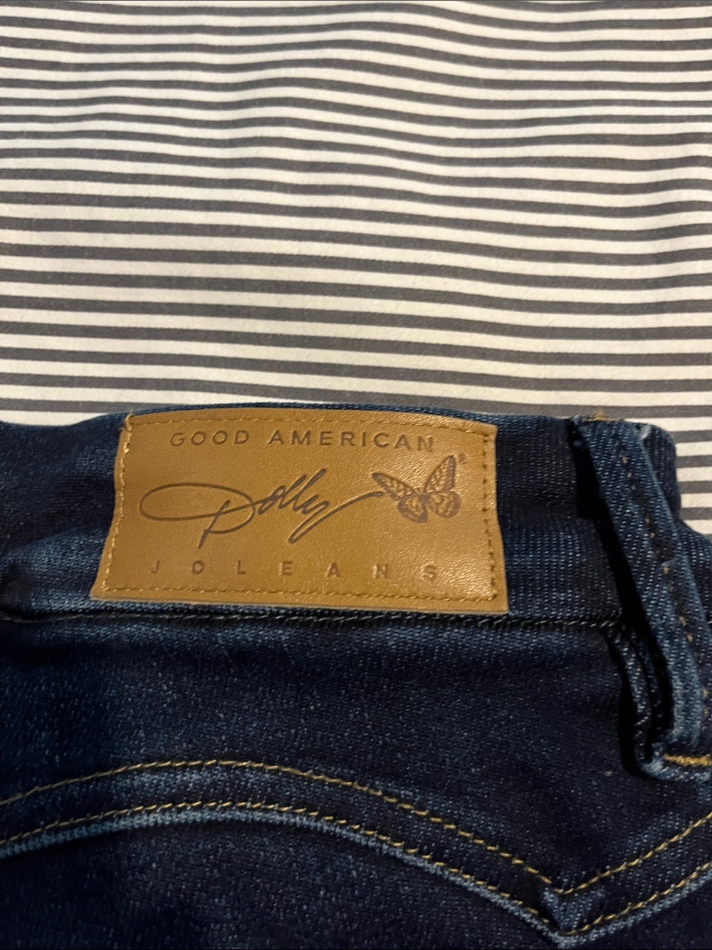 GA Dolly Parton jeans - Picture 4 of 5